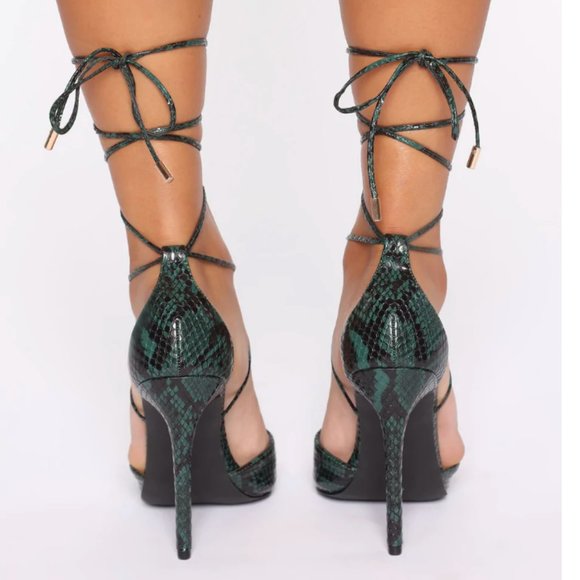 Fashion Nova Green & Black Snake Skin High Heels🐍 - Picture 3 of 4
